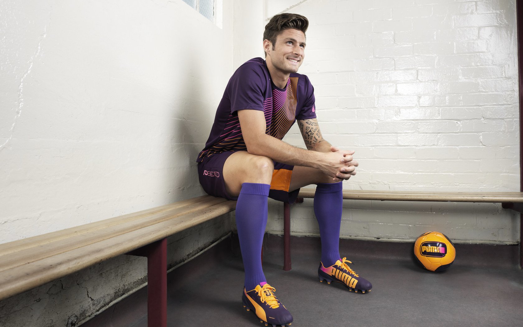 世界杯“无锋阵”实践结果：部分球队控球好看却效率不佳